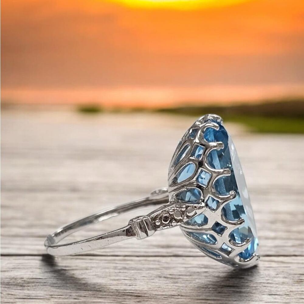 Genuine 16ct Blue Topaz Ring 925 Sterling Silver Rhodium Plated Size 7.75 - Picture 4 of 7